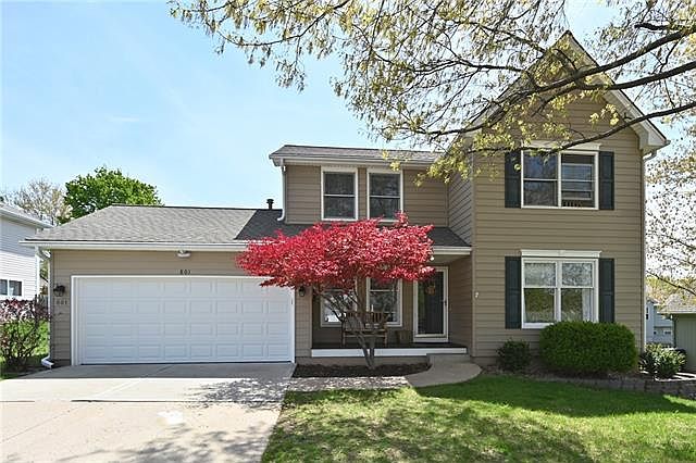 1st image of 801 Hawthorne Dr