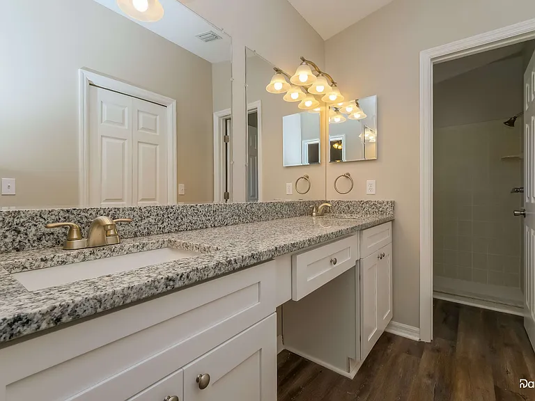 31349 Wrencrest Dr — Photo 8