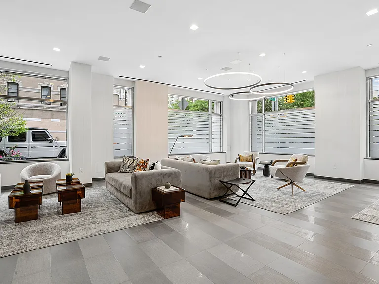 501 E 74th St #16E — Photo 22