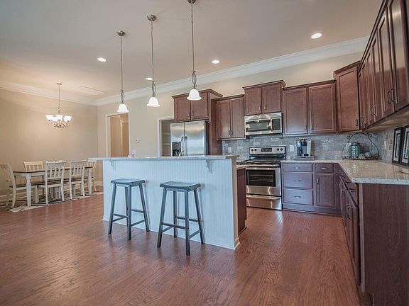 2nd image of 2165 Stonecenter Ln