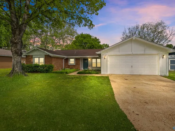 12011 Runningmeade Trl SE, Huntsville, AL 35803