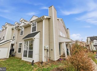 14437 Gringsby Ct, Centreville, VA 20120