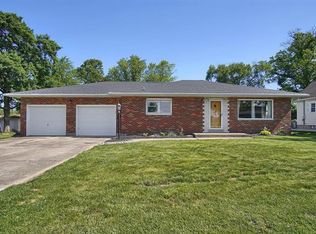 225 5th Ave, Edwardsville, IL 62025