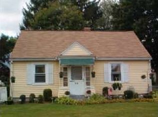 30 Eddy St, Springfield, MA 01104