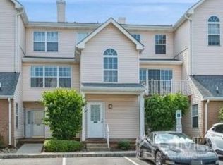 515 Plymouth Rd, North Brunswick, NJ 08902