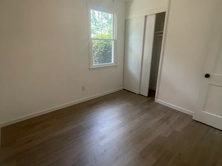 bedroom 3 / office