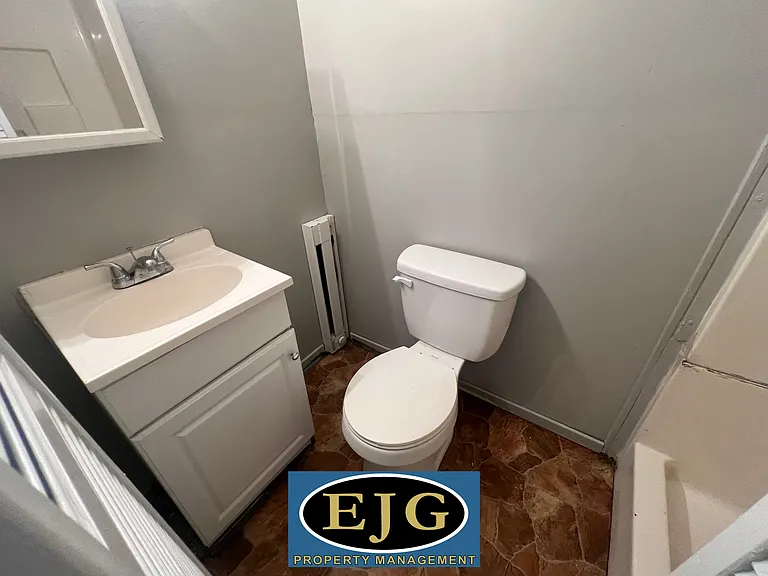 53 Whitney St #1L — Photo 10
