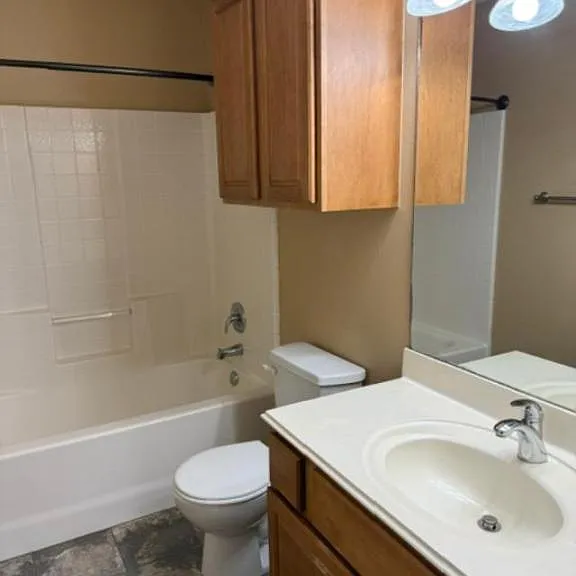 625 Winding Brook Ln — Photo 18