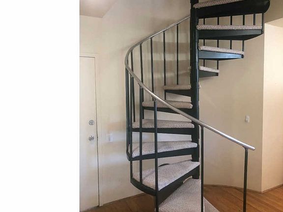 5th image of 801 N Woodstock St #2F