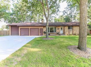 5526 Ellis St, Stevens Point, WI 54482