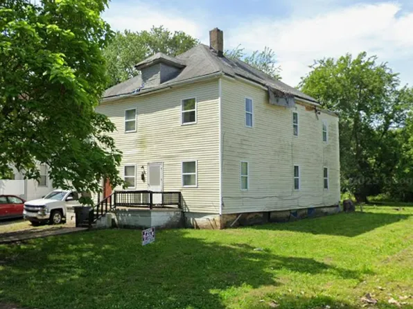 3312 Market St, East Saint Louis, IL 62207