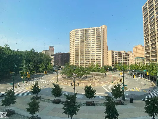 Rented by Brown Harris Stevens | media 6