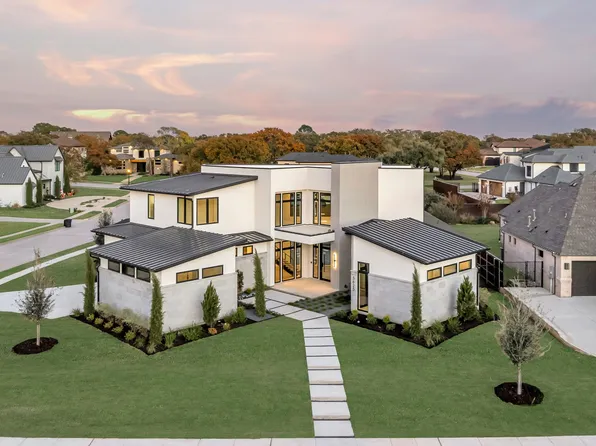 5625 Winnie Dr, Colleyville, TX 76034