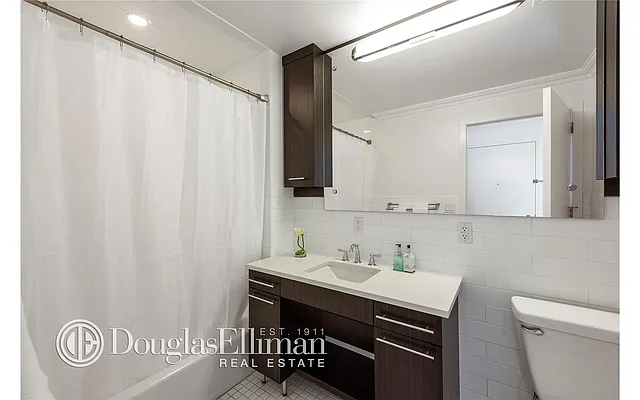 Sold by Douglas Elliman | media 14