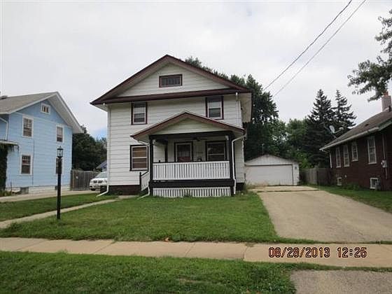 2nd image of 2320 10th St