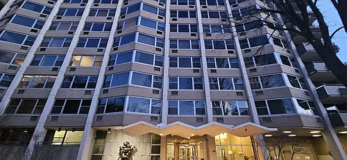 555 W Cornelia Ave #809 Photo 1