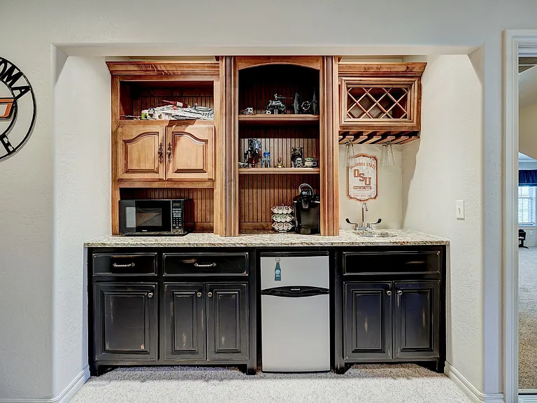 3116 Beacon Hill St — Photo 33