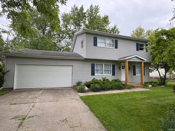 52191 Carriage Hills Dr, South Bend, IN 46635