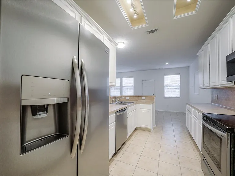 146 Silver Penny Dr — Photo 17