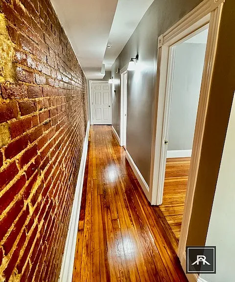 35 Adamson St #2 — Photo 10