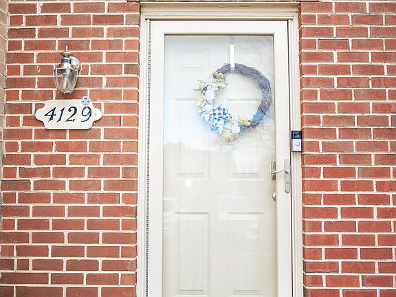 2nd image of 4129 Surrey Ln