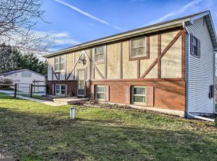 5323 Lehman Rd, Spring Grove, PA 17362