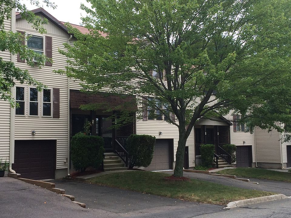 63 Country Hill Rd Naugatuck CT Zillow