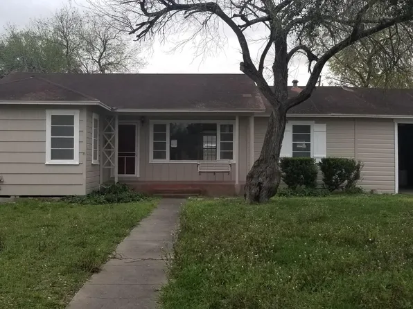 409 E Miller Ave, Kingsville, TX 78363