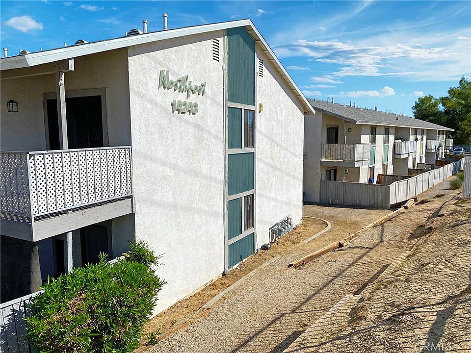 14243 Rodeo Dr, Victorville, CA 92395 Zillow