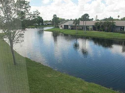 2nd image of 438 Lakeview Dr APT 204