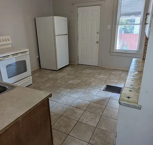95 Vesper St — Photo 22