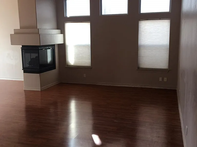 11904 Summertree Rd NE — Photo 17