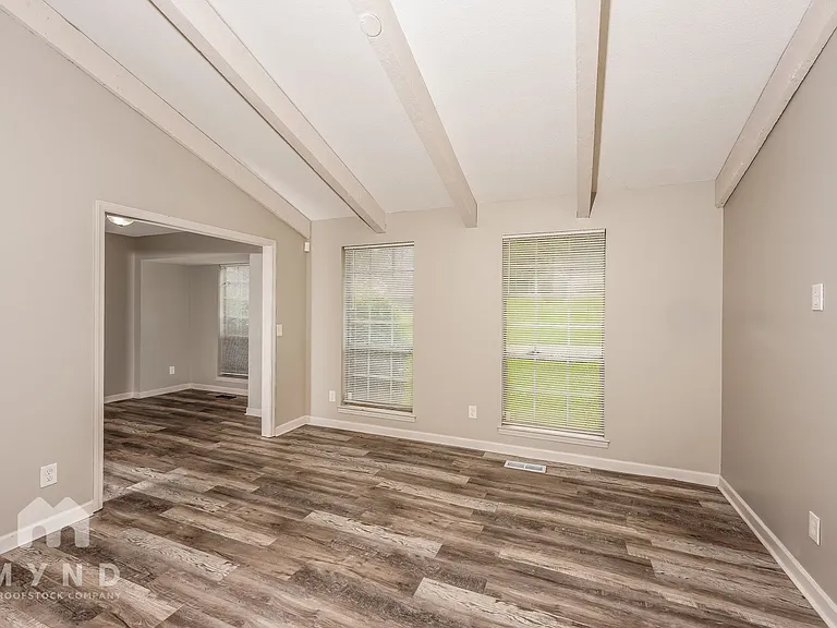 808 Cochise Trl — Photo 8