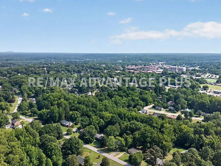 1004 Fourth Avenue Ext — Photo 46
