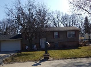 10602 N Oakway Ln, Edgerton, WI 53534