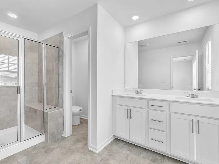 810 Basswood Glen Trl — Photo 34