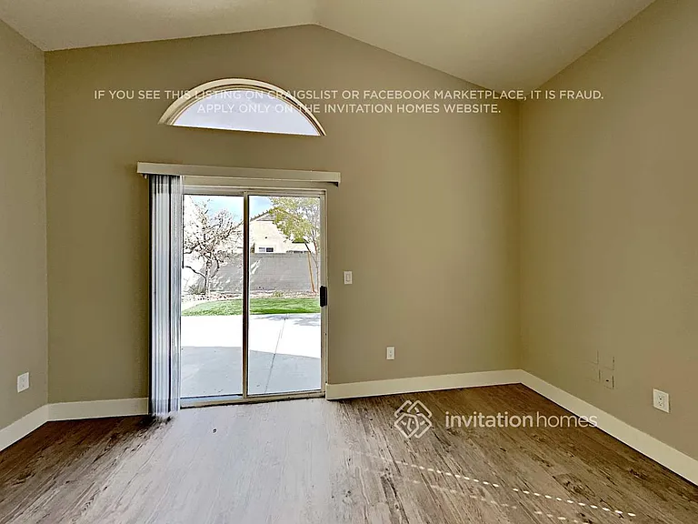 9578 Lavarun Ct — Photo 8