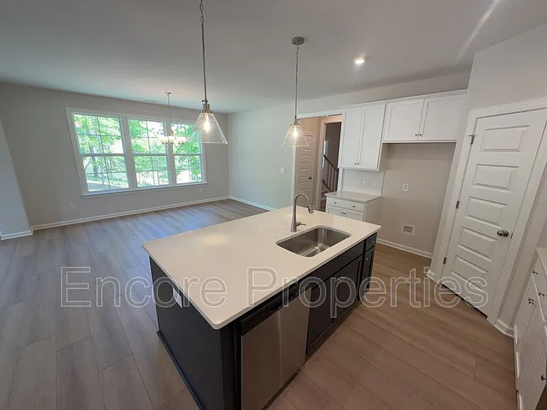 135 Little Gem Ln — Photo 6