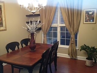 4th image of 126 Yardley Pl