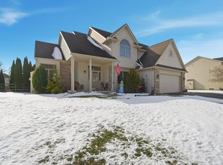 7223 Hunters Chase, Maumee, OH 43537