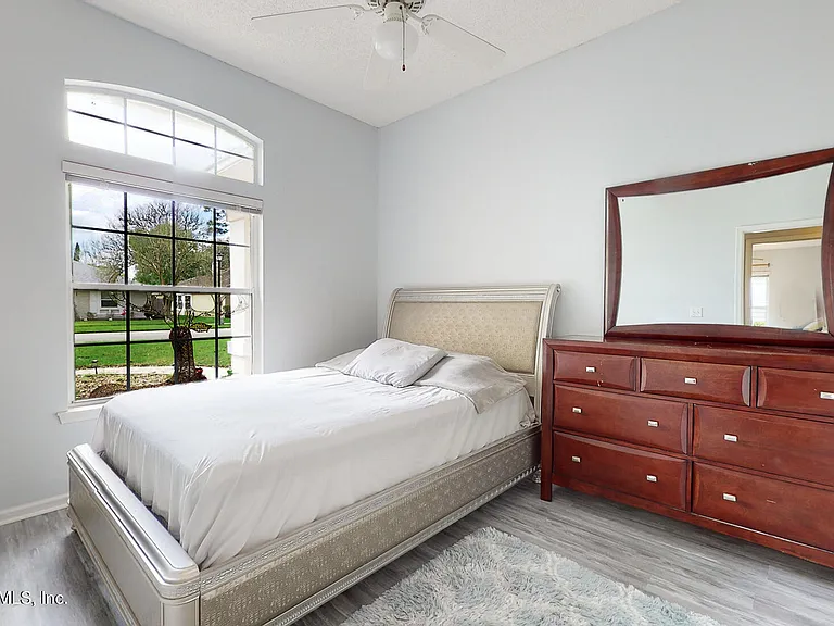 4767 Kernan Mill Ln E — Photo 8
