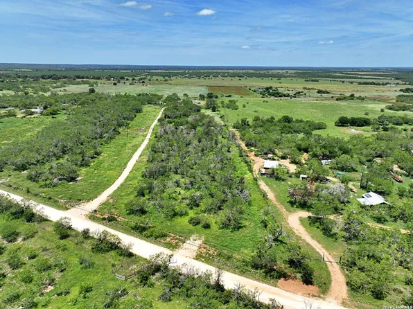 533 COUNTY ROAD 477 LOT 16, Stockdale, TX 78160