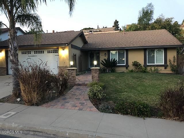 1st image of 1679 Sweet Briar Pl