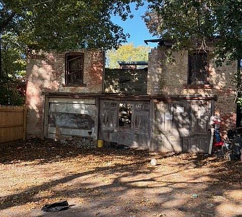 5th image of 51 Dubois Street