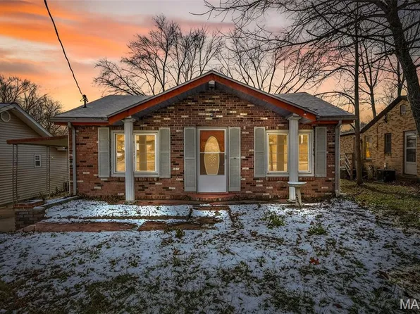 1306 Horine Rd, Festus, MO 63028