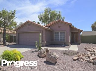 6814 N 77th Ln, Glendale, AZ 85303