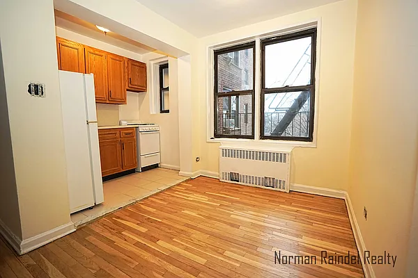 Rented by Norman Raindel, LREB | media 9