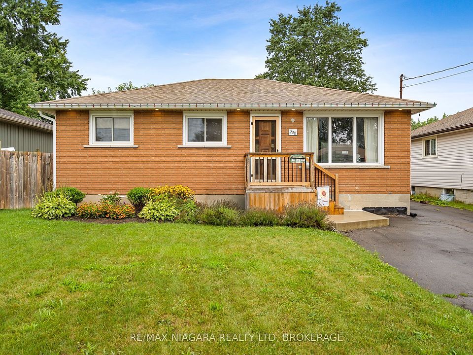 1st image of 220 Cutress Ave