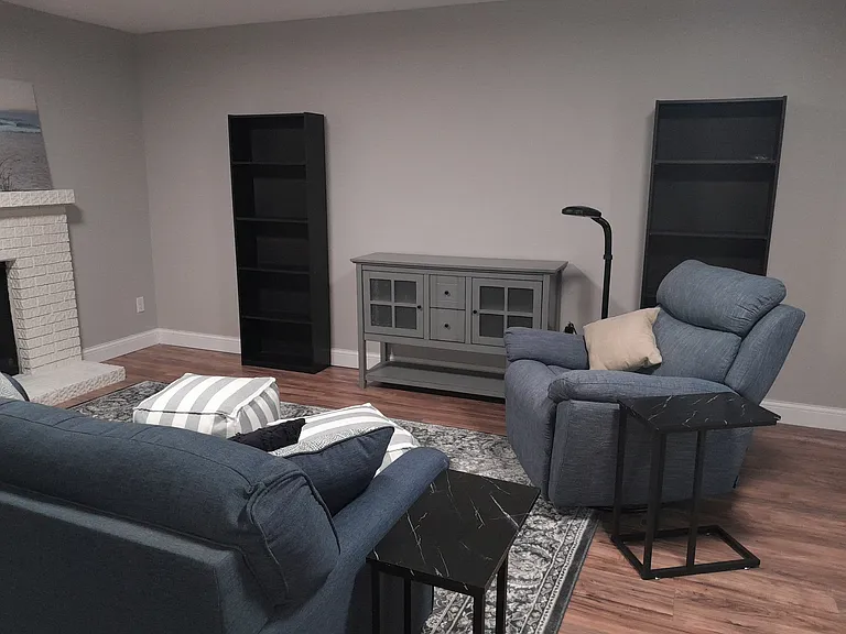 15423 Trillium Cir #1 — Photo 3