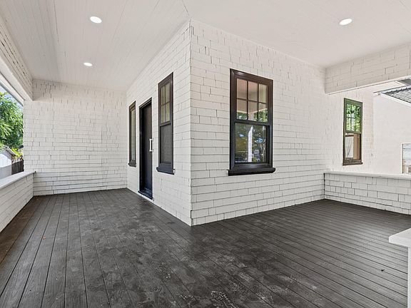 3rd image of 4225 53rd St